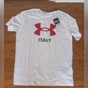 Italy size large under armor shirt